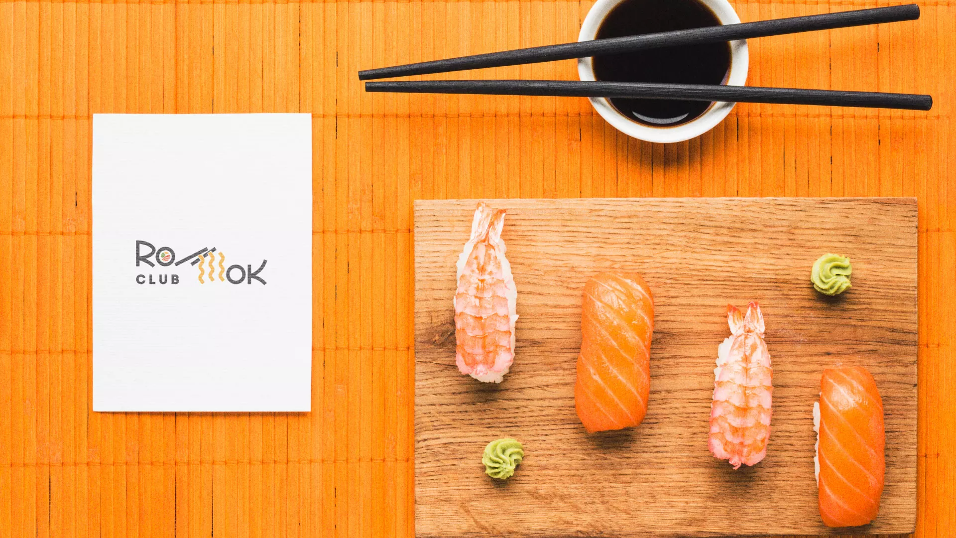 Создание логотипа суши-бара «Roll Wok Club» в Вилючинске