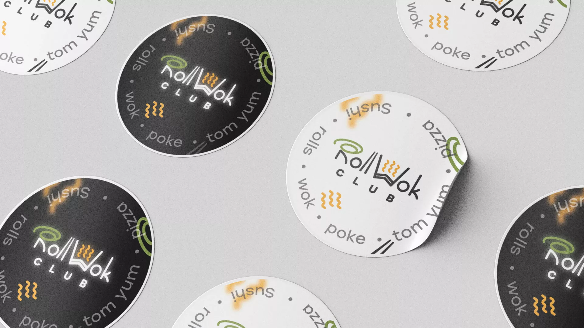 Разработка наклеек для суши-бара «Roll Wok Club» в Вилючинске